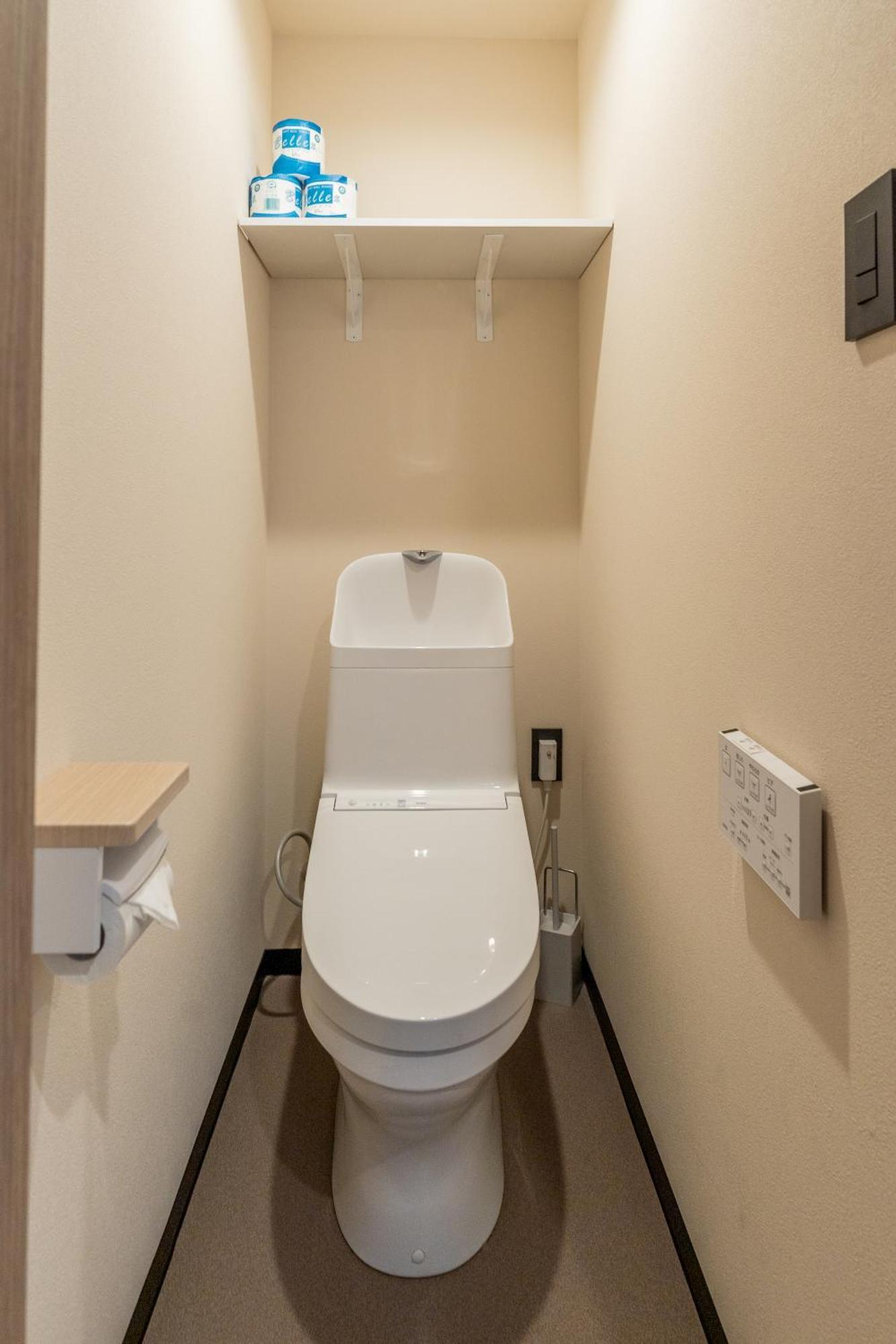 Lite House Shinsaibashi IV Hotell Osaka Exteriör bild
