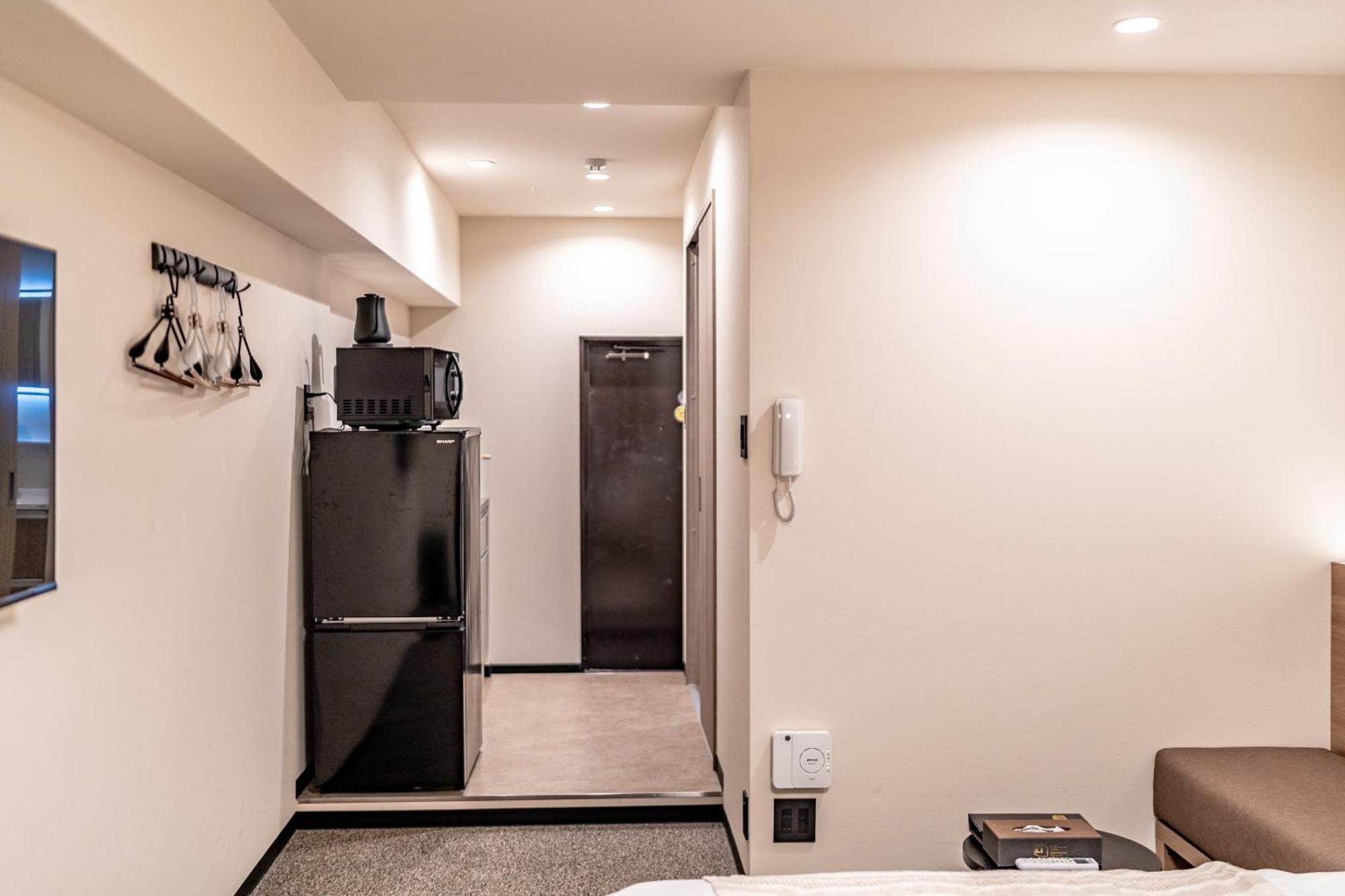 Lite House Shinsaibashi IV Hotell Osaka Exteriör bild
