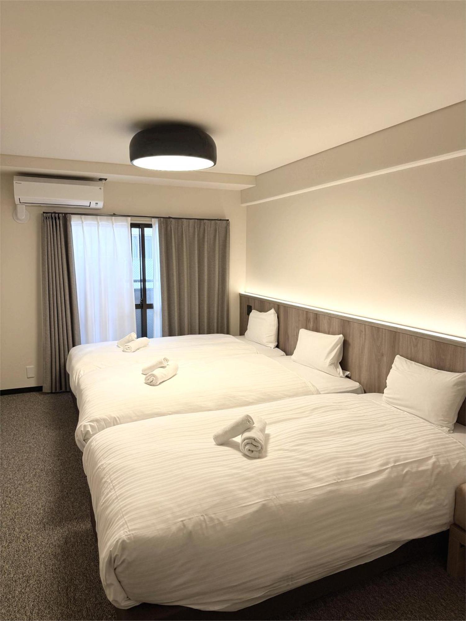 Lite House Shinsaibashi IV Hotell Osaka Exteriör bild